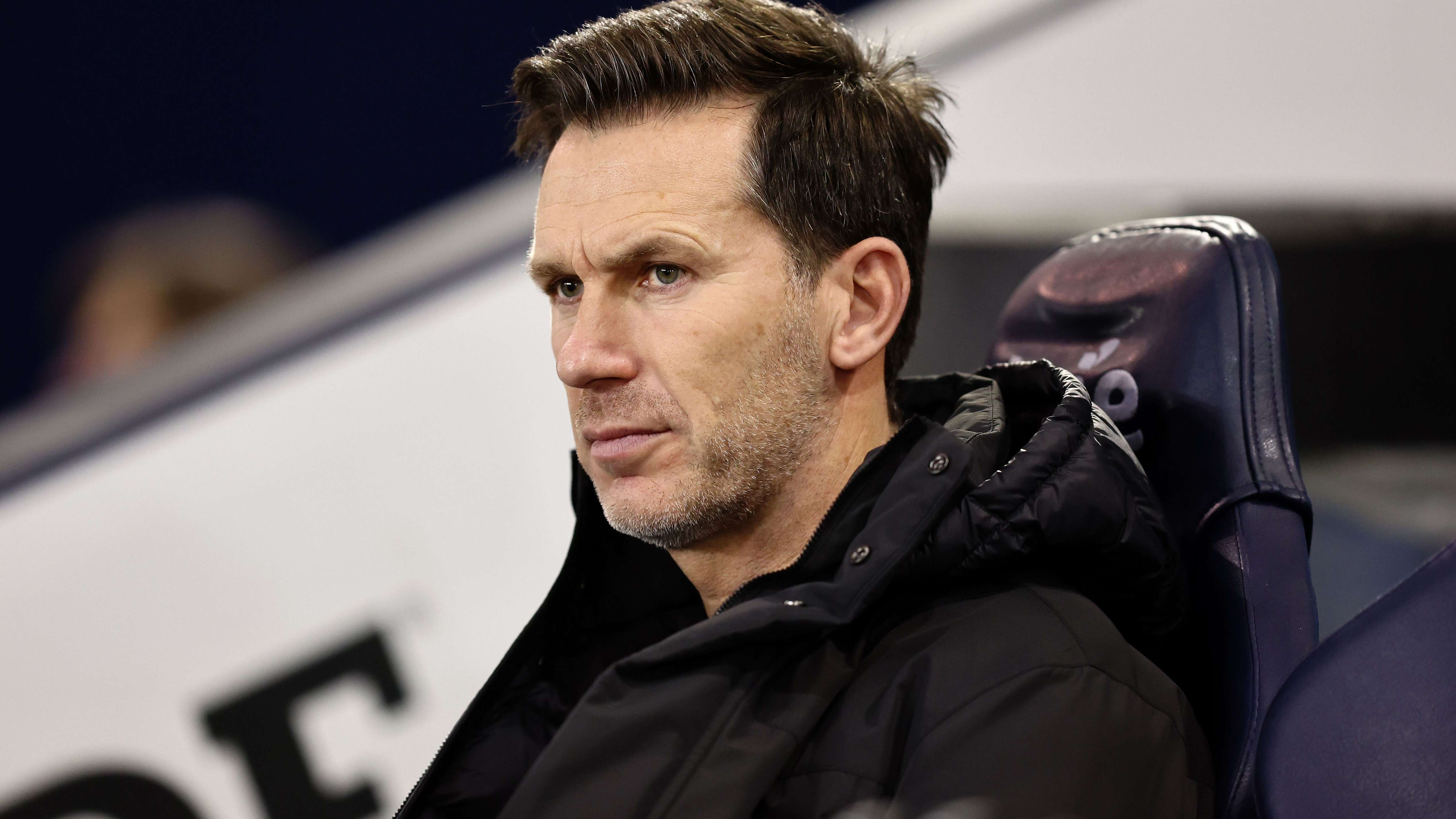 令人瞩目 令人瞩目